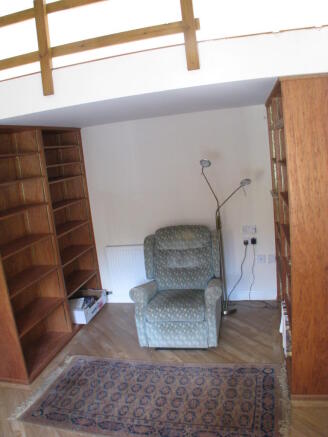 BEDROOM ONE / STUDY