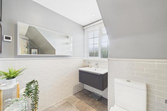 2 bed Apartment for sale Image 10