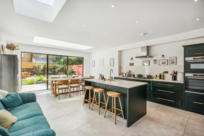 Thornton Avenue, W4 - FOR SALE
