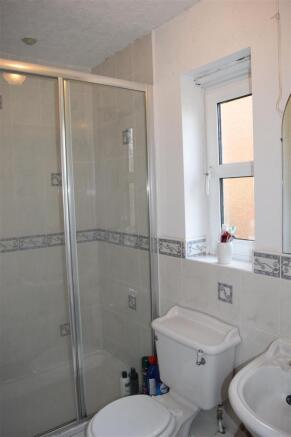 En-Suite 1