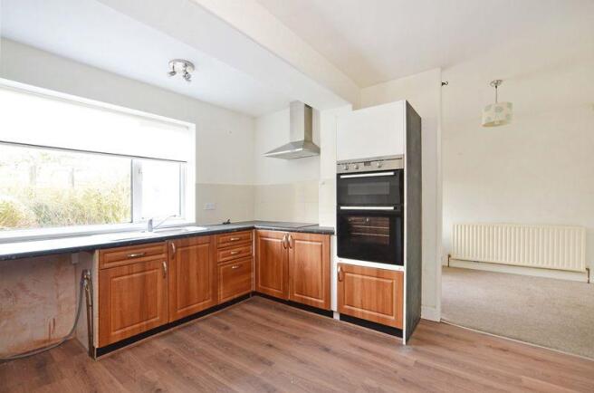 Kitchen into D...