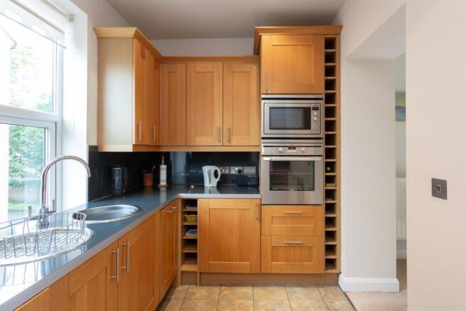 1 bed Apartment for sale Image 6
