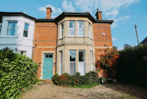 Northampton Road, Market Harborough, LE16 9HD