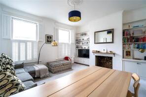 74a, Elm Park, London SW2 2UB