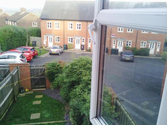 garden / car park