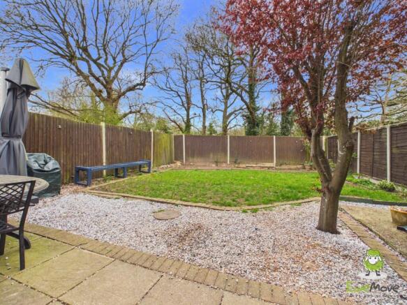 EweMove Estate Agents Basingstoke - Saffron Close