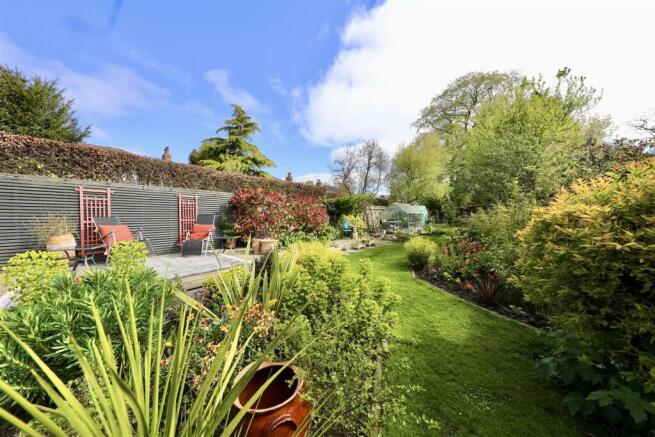 2 bed End of Terrace for sale Image 4