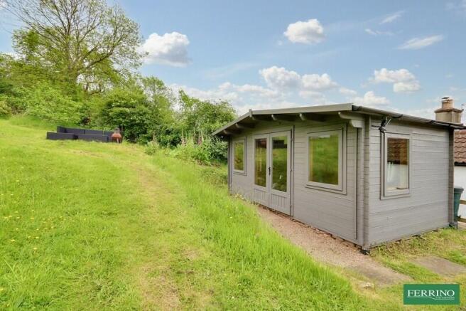Studio/Office/Garden Room