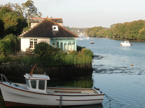 WATERSIDE