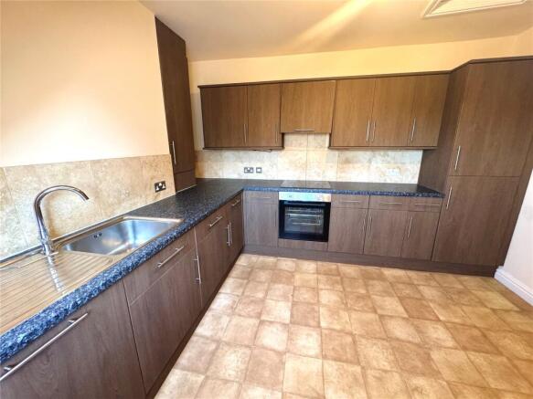 1 bed Apartment to rent Image 3