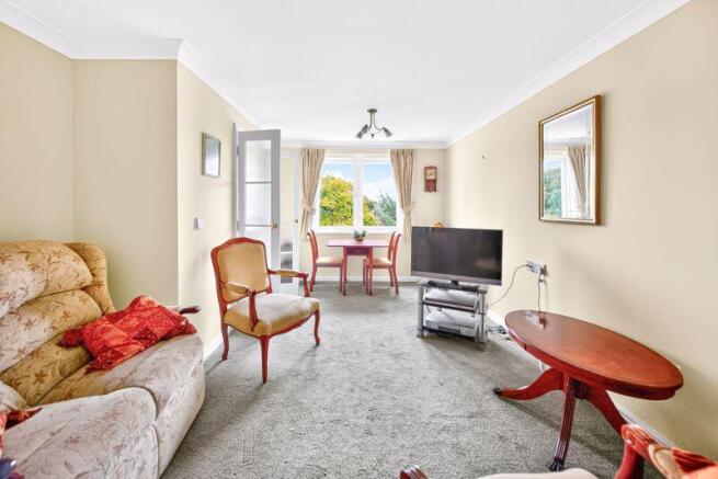1-bed house on Havant Road, Portsmouth, £130,000