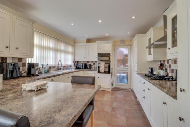 35 SWAN LANE NEW IP-15.jpg