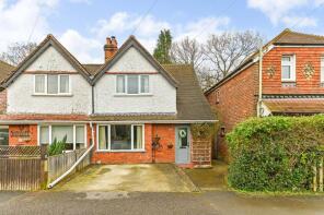 28 Rothsay, School Road, Camelsdale, Haslemere GU27 3RN