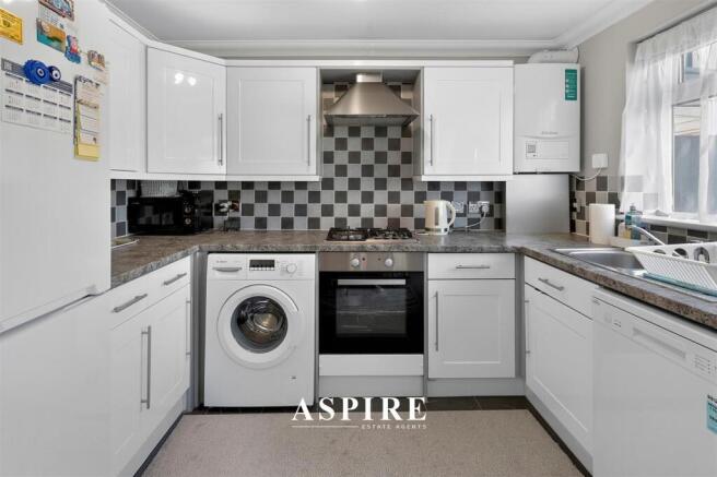 ASPIRE 8.jpg