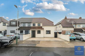 62, Fontayne Avenue, Romford RM1 4NR