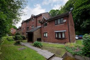 22, Crescent Avenue, Manchester M25 9NU