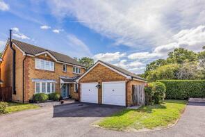9, Lakeside Gardens, Havant PO9 2FS