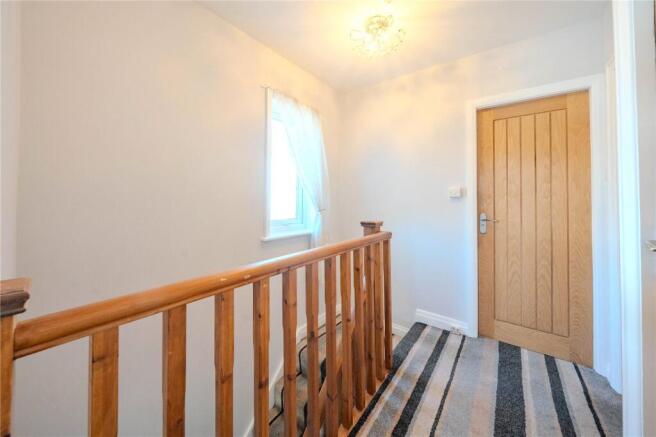 3 bed Semi-Detached for sale Image 12