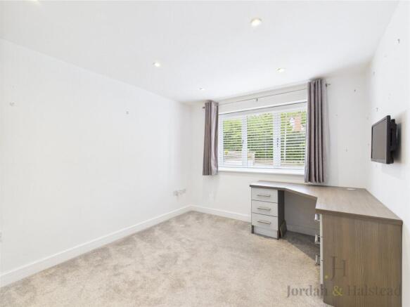 Bedroom 4 / Office