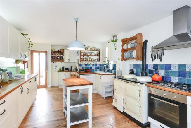 Kitchen/Breakfast Ro