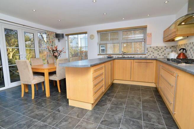 Kitchen/Dining R...