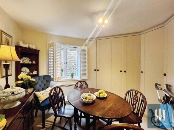 2 bed Apartment for sale Image 11