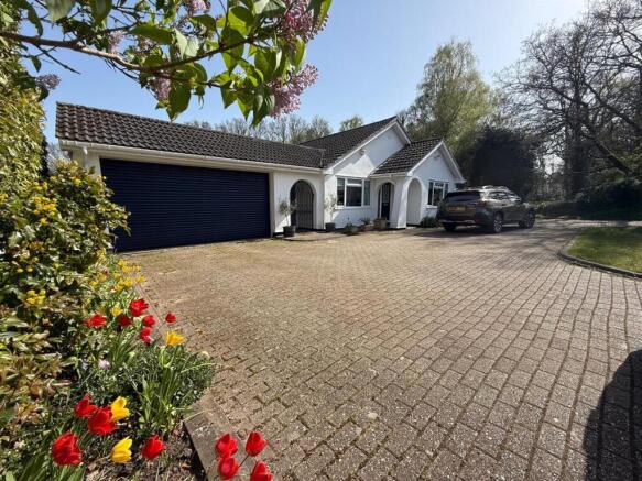 3-bed detached on Church Road, Three Legged Cross, Wimborne, £650,000