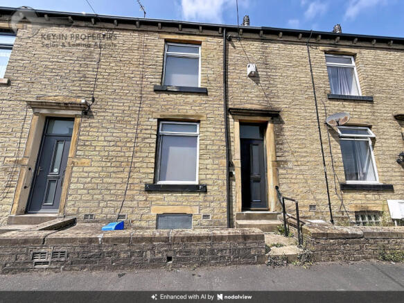 Newly Renovated 2/3 Bedroom Through¿Terrace in