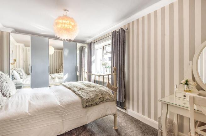Bedroom 1 (Double)