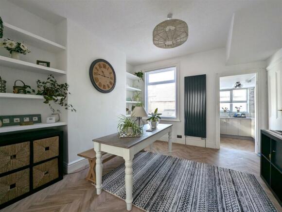 2 bed Terraced for sale Image 4