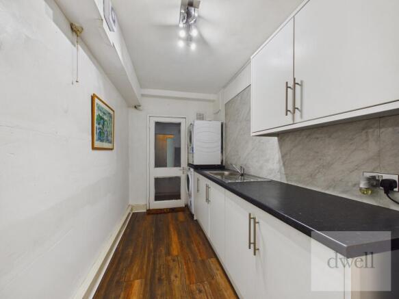 6 bed Terraced for sale Image 8
