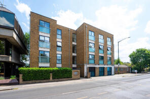 Flat 4, 32, West Barnes Lane, Raynes Park SW20 0BP