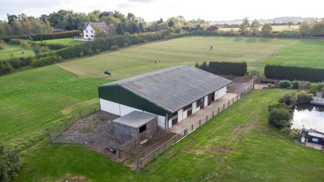 lodge house drone-64.jpg