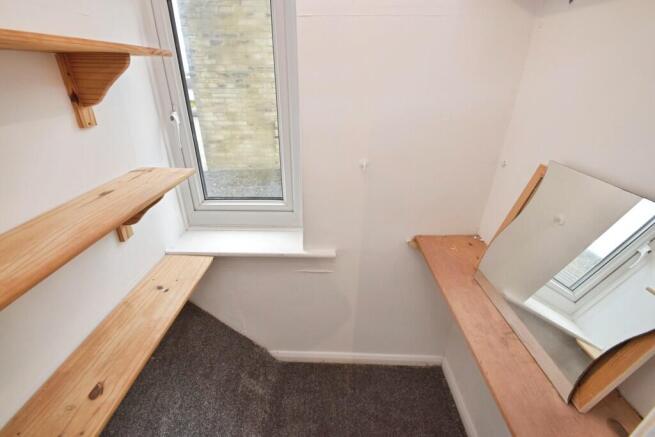 2 bed End of Terrace to rent Image 10