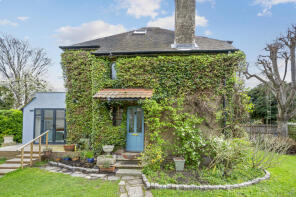 11, Lower Downs Road, Raynes Park SW20 8QG