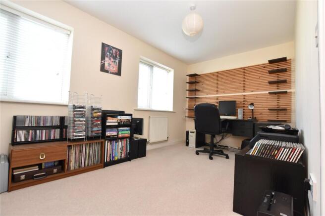 4 bed Detached for sale Image 10