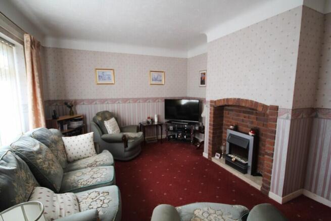 Brookdale Avenue, Connah's Quay photo 3