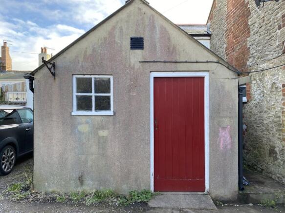 Store/Workshop