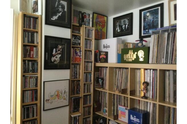 Photo 9
