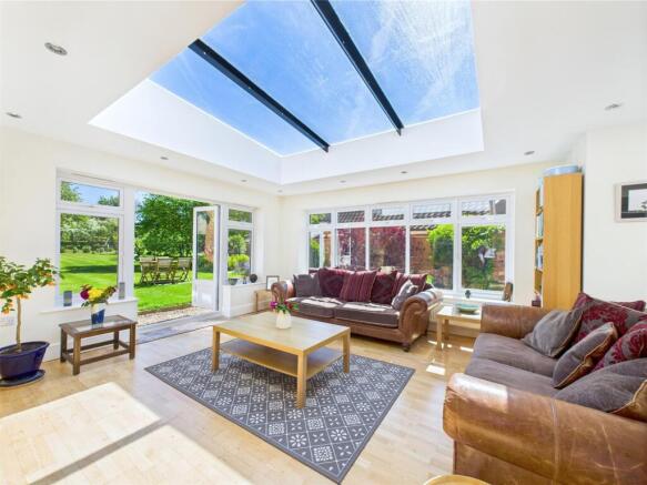 Open Plan Living/Dining Room