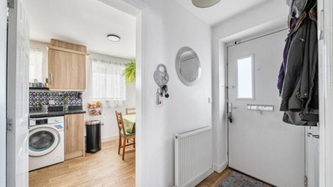 2 bed Semi-Detached for sale Image 6