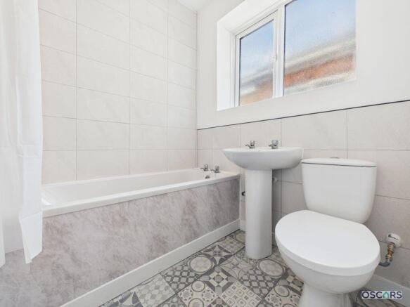 3 bed Semi-Detached for sale Image 9