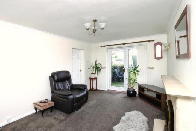 3 bed Semi-Detached for sale Image 3