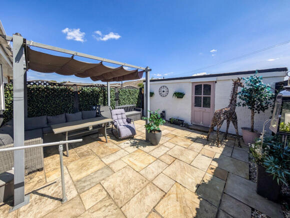 2 bed Bungalow for sale Image 10