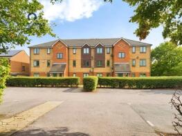 4, Joyce Green House, Joyce Green Lane, Dartford DA1 5PB