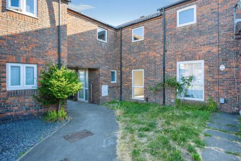 Meadow Way, Leighton Buzzard