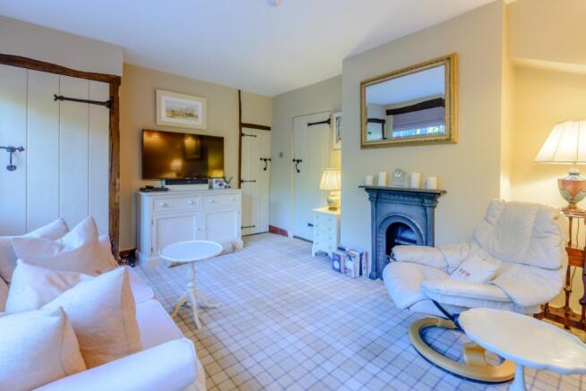 Dining/TV Room