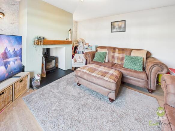3 bed Semi-Detached for sale Image 7