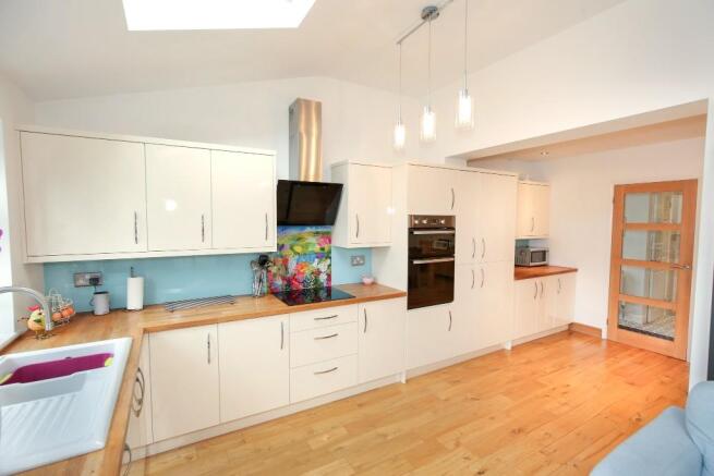 Kitchen/Dining Room