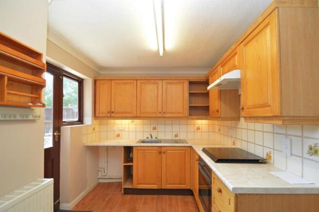 Kitchen3.jpg